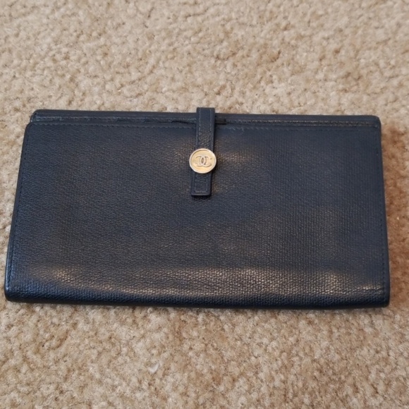 CHANEL Handbags - ♥️♥️♥️SALE💥CHANEL Long Wallet♥️